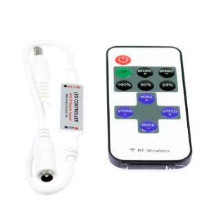 Blinker and light-dimming switch with remote control for single colored Light1 jacket